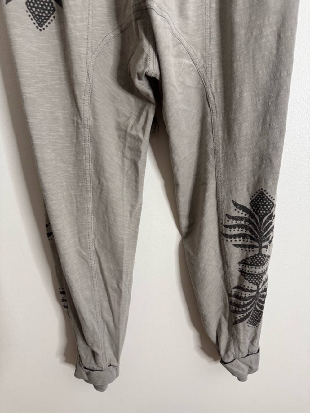 Anthropologie Daily Practice Harem Printed Jogger Pant XS Taupe Gray - Picture 7 of 9